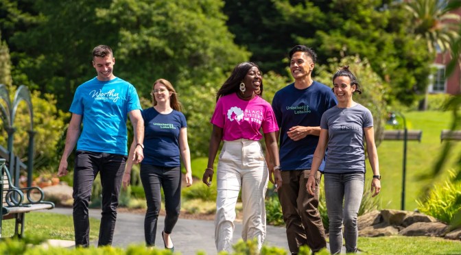 FAST FORWARD STARTUP ACCELERATOR