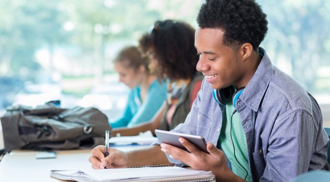 UNIVERSITY COLLEGE LONDON UNDERGRADUATE INTERNATIONAL EXCELLENCE SCHOLARSHIP