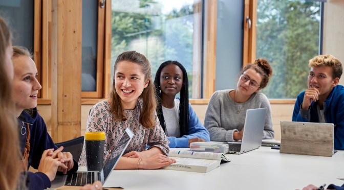 BI NORWEGIAN BUSINESS SCHOOL PRESIDENTIAL SCHOLARSHIP