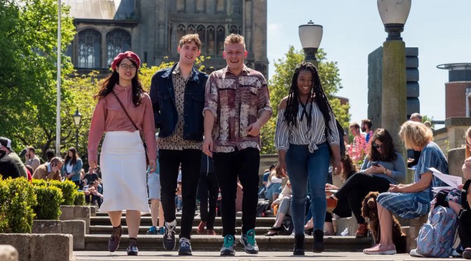 UNIVERSITY OF GLASGOW HUMANITARIAN POSTGRADUATE SCHOLARSHIP