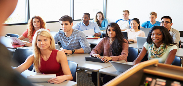 LAKEHEAD UNIVERSITY INTERNATIONAL UNDERGRADUATE ENTRANCE & INTERNATIONAL GRADUATE SCHOLARSHIPS