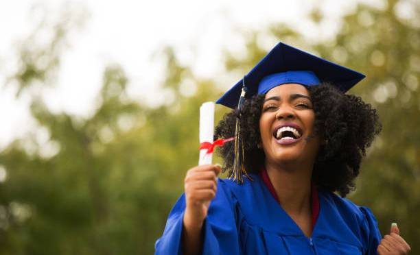 UBC SAUDER SCHOOL OF BUSINESS GLOBAL IMPACT ENTRANCE SCHOLARSHIP