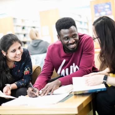 UNIVERSITY OF SASKATCHEWAN INTERNATIONAL BACCALAUREATE EXCELLENCE AWARD